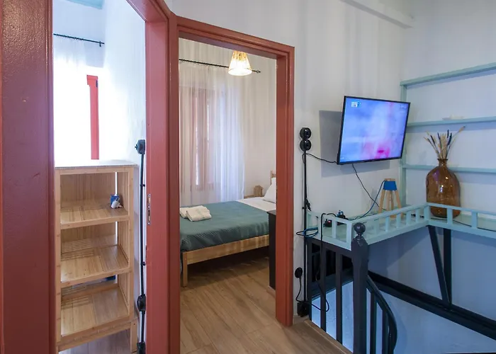 Archipelagos By Halu! * مدينة سكياثوس