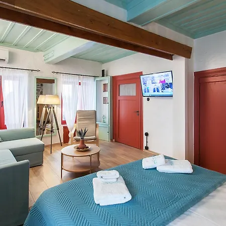 Archipelagos By Halu!